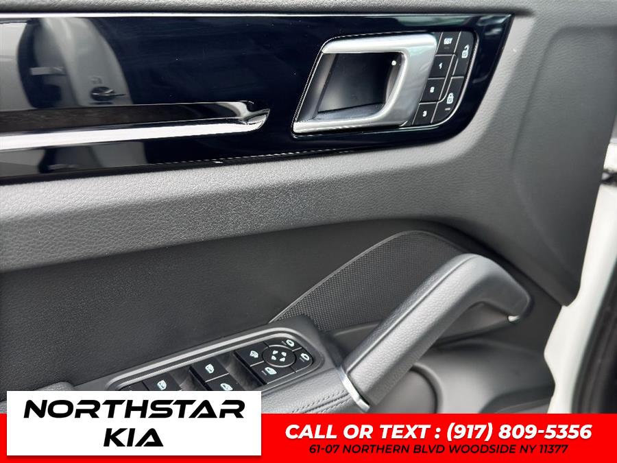 2022 Porsche Cayenne Base (Tiptronic), available for sale in Woodside, New York | Northstar Kia - Used Cars Super Center. Woodside, New York 2022 Porsche Cayenne Base (Tiptronic), available for sale in Woodside, New York | Northstar Kia - Used Cars Super Center. Woodside, New York