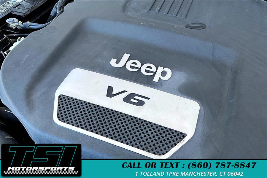 2015 Jeep Wrangler Unlimited 4WD 4dr Sport, available for sale in Manchester, Connecticut | TSI Motorsports. Manchester, Connecticut 2015 Jeep Wrangler Unlimited 4WD 4dr Sport, available for sale in Manchester, Connecticut | TSI Motorsports. Manchester, Connecticut