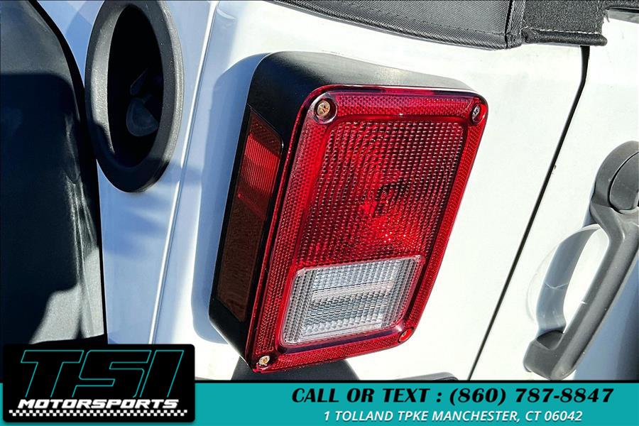 2015 Jeep Wrangler Unlimited 4WD 4dr Sport, available for sale in Manchester, Connecticut | TSI Motorsports. Manchester, Connecticut 2015 Jeep Wrangler Unlimited 4WD 4dr Sport, available for sale in Manchester, Connecticut | TSI Motorsports. Manchester, Connecticut