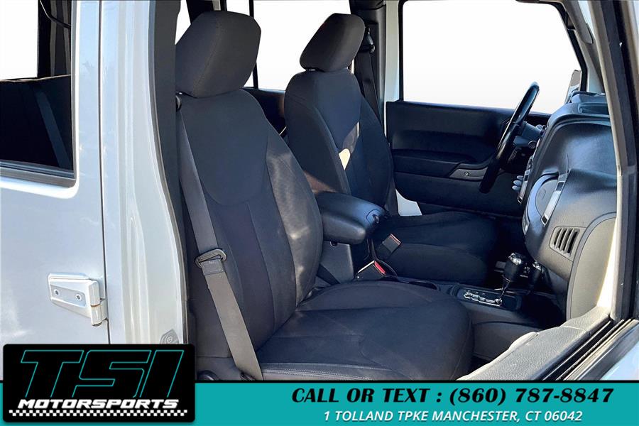 2015 Jeep Wrangler Unlimited 4WD 4dr Sport, available for sale in Manchester, Connecticut | TSI Motorsports. Manchester, Connecticut 2015 Jeep Wrangler Unlimited 4WD 4dr Sport, available for sale in Manchester, Connecticut | TSI Motorsports. Manchester, Connecticut
