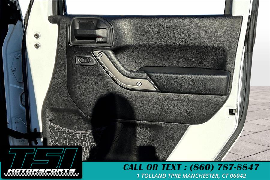 2015 Jeep Wrangler Unlimited 4WD 4dr Sport, available for sale in Manchester, Connecticut | TSI Motorsports. Manchester, Connecticut 2015 Jeep Wrangler Unlimited 4WD 4dr Sport, available for sale in Manchester, Connecticut | TSI Motorsports. Manchester, Connecticut