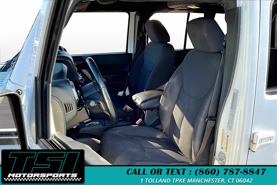 2015 Jeep Wrangler Unlimited 4WD 4dr Sport, available for sale in Manchester, Connecticut | TSI Motorsports. Manchester, Connecticut 2015 Jeep Wrangler Unlimited 4WD 4dr Sport, available for sale in Manchester, Connecticut | TSI Motorsports. Manchester, Connecticut