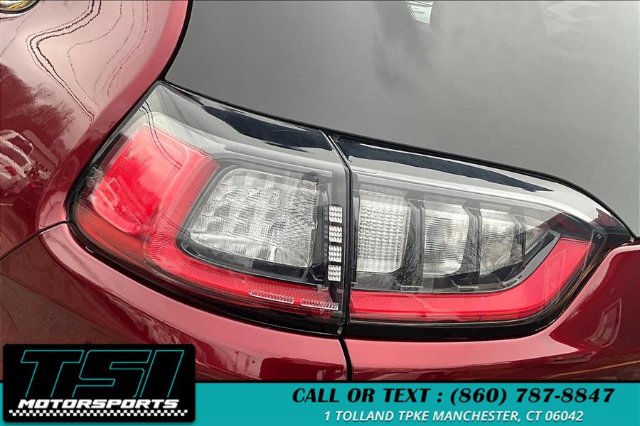 2019 Jeep Cherokee Latitude 4x4, available for sale in Manchester, Connecticut | TSI Motorsports. Manchester, Connecticut 2019 Jeep Cherokee Latitude 4x4, available for sale in Manchester, Connecticut | TSI Motorsports. Manchester, Connecticut