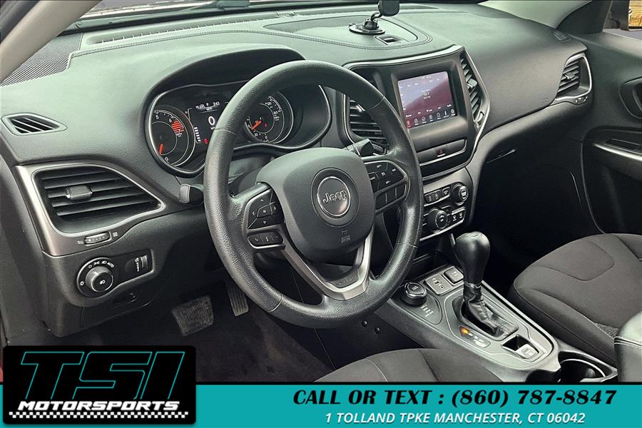 2019 Jeep Cherokee Latitude 4x4, available for sale in Manchester, Connecticut | TSI Motorsports. Manchester, Connecticut 2019 Jeep Cherokee Latitude 4x4, available for sale in Manchester, Connecticut | TSI Motorsports. Manchester, Connecticut