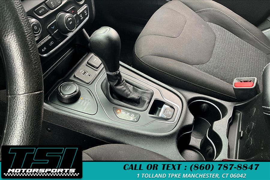 2019 Jeep Cherokee Latitude 4x4, available for sale in Manchester, Connecticut | TSI Motorsports. Manchester, Connecticut 2019 Jeep Cherokee Latitude 4x4, available for sale in Manchester, Connecticut | TSI Motorsports. Manchester, Connecticut
