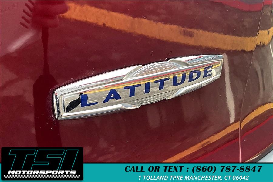 2019 Jeep Cherokee Latitude 4x4, available for sale in Manchester, Connecticut | TSI Motorsports. Manchester, Connecticut 2019 Jeep Cherokee Latitude 4x4, available for sale in Manchester, Connecticut | TSI Motorsports. Manchester, Connecticut
