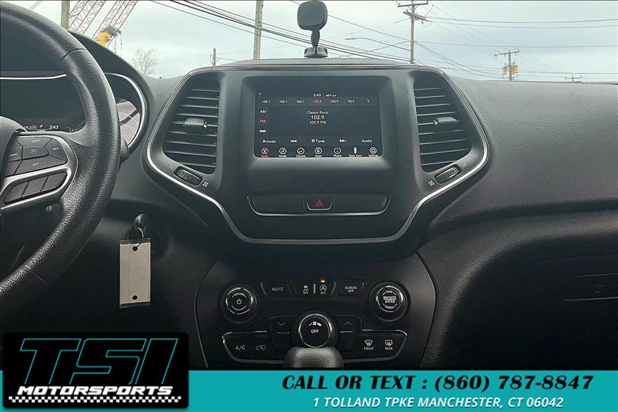 2019 Jeep Cherokee Latitude 4x4, available for sale in Manchester, Connecticut | TSI Motorsports. Manchester, Connecticut 2019 Jeep Cherokee Latitude 4x4, available for sale in Manchester, Connecticut | TSI Motorsports. Manchester, Connecticut
