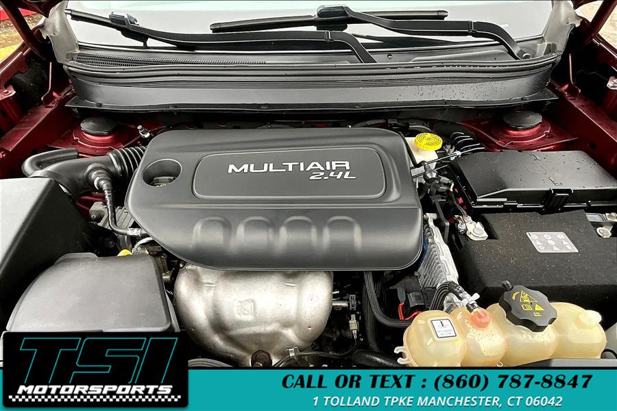 2019 Jeep Cherokee Latitude 4x4, available for sale in Manchester, Connecticut | TSI Motorsports. Manchester, Connecticut 2019 Jeep Cherokee Latitude 4x4, available for sale in Manchester, Connecticut | TSI Motorsports. Manchester, Connecticut