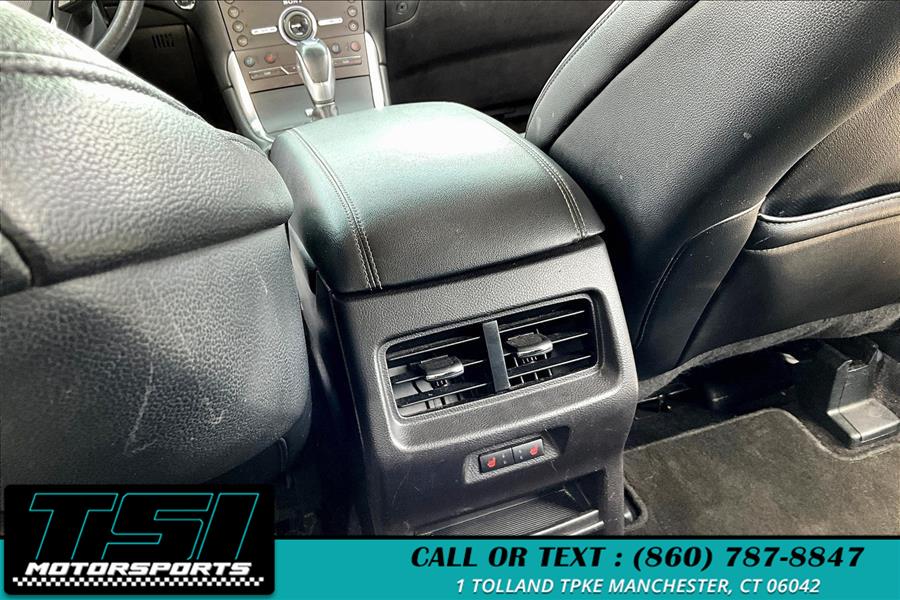 2015 Ford Edge 4dr Titanium AWD, available for sale in Manchester, Connecticut | TSI Motorsports. Manchester, Connecticut 2015 Ford Edge 4dr Titanium AWD, available for sale in Manchester, Connecticut | TSI Motorsports. Manchester, Connecticut