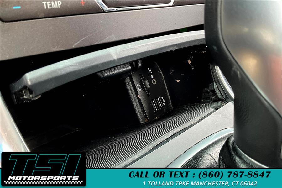 2015 Ford Edge 4dr Titanium AWD, available for sale in Manchester, Connecticut | TSI Motorsports. Manchester, Connecticut 2015 Ford Edge 4dr Titanium AWD, available for sale in Manchester, Connecticut | TSI Motorsports. Manchester, Connecticut