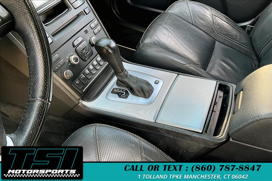 2014 Volvo XC90 AWD 4dr R-Design, available for sale in Manchester, Connecticut | TSI Motorsports. Manchester, Connecticut 2014 Volvo XC90 AWD 4dr R-Design, available for sale in Manchester, Connecticut | TSI Motorsports. Manchester, Connecticut