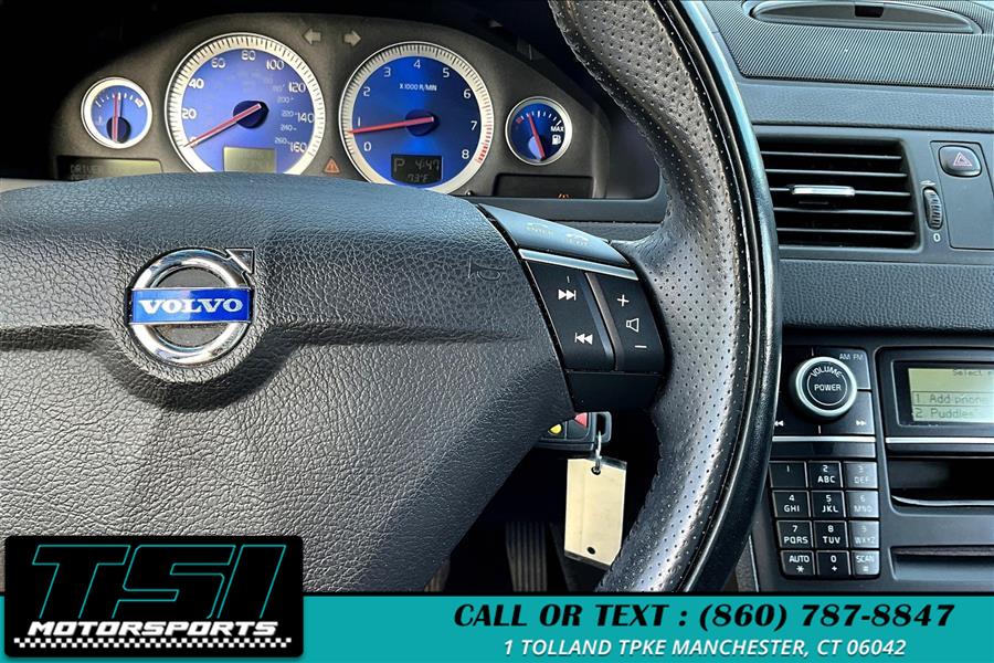2014 Volvo XC90 AWD 4dr R-Design, available for sale in Manchester, Connecticut | TSI Motorsports. Manchester, Connecticut 2014 Volvo XC90 AWD 4dr R-Design, available for sale in Manchester, Connecticut | TSI Motorsports. Manchester, Connecticut