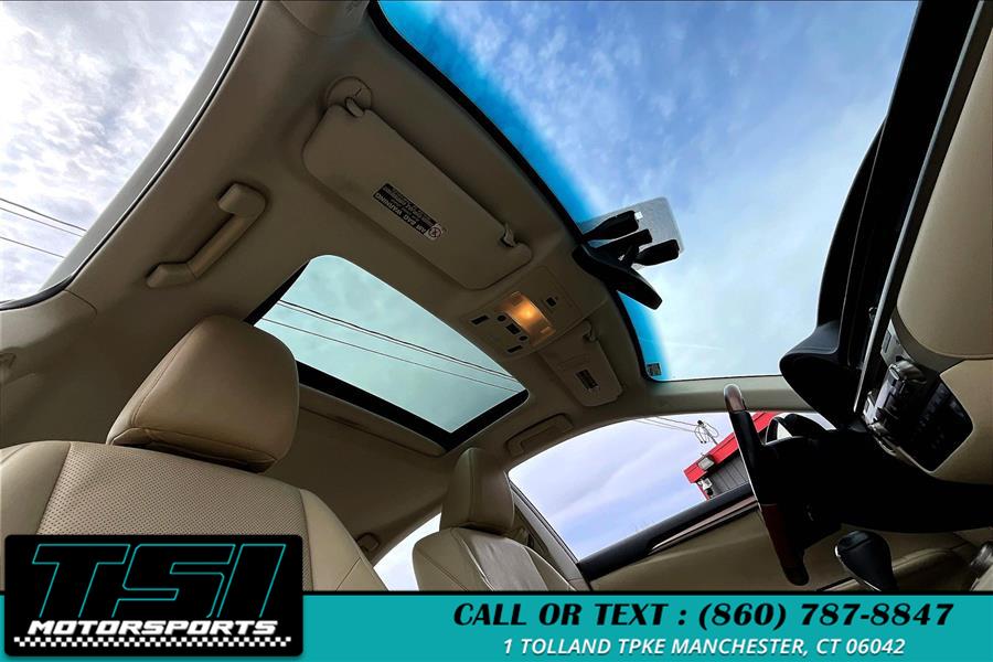 2013 Lexus ES 300h 4dr Sdn Hybrid, available for sale in Manchester, Connecticut | TSI Motorsports. Manchester, Connecticut 2013 Lexus ES 300h 4dr Sdn Hybrid, available for sale in Manchester, Connecticut | TSI Motorsports. Manchester, Connecticut