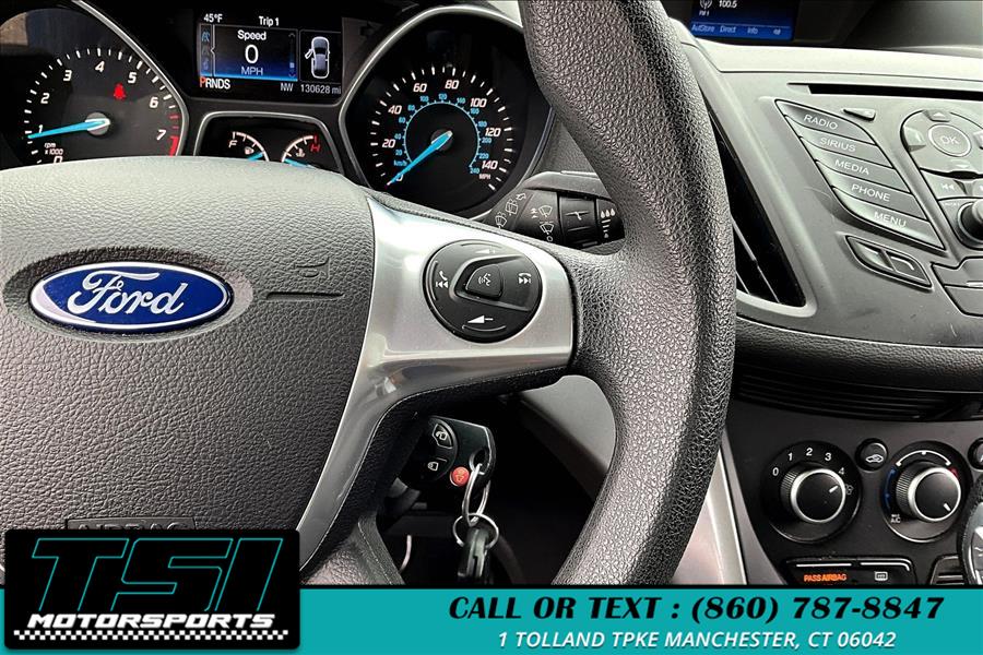 2016 Ford Escape FWD 4dr SE, available for sale in Manchester, Connecticut | TSI Motorsports. Manchester, Connecticut 2016 Ford Escape FWD 4dr SE, available for sale in Manchester, Connecticut | TSI Motorsports. Manchester, Connecticut