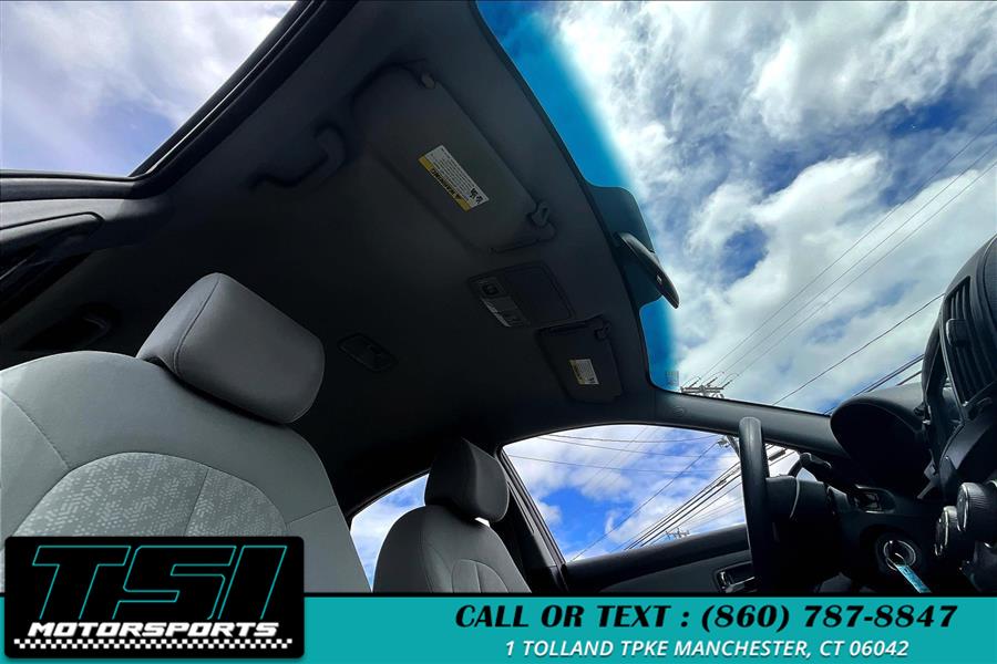 2010 Hyundai Elantra 4dr Sdn Auto GLS, available for sale in Manchester, Connecticut | TSI Motorsports. Manchester, Connecticut 2010 Hyundai Elantra 4dr Sdn Auto GLS, available for sale in Manchester, Connecticut | TSI Motorsports. Manchester, Connecticut