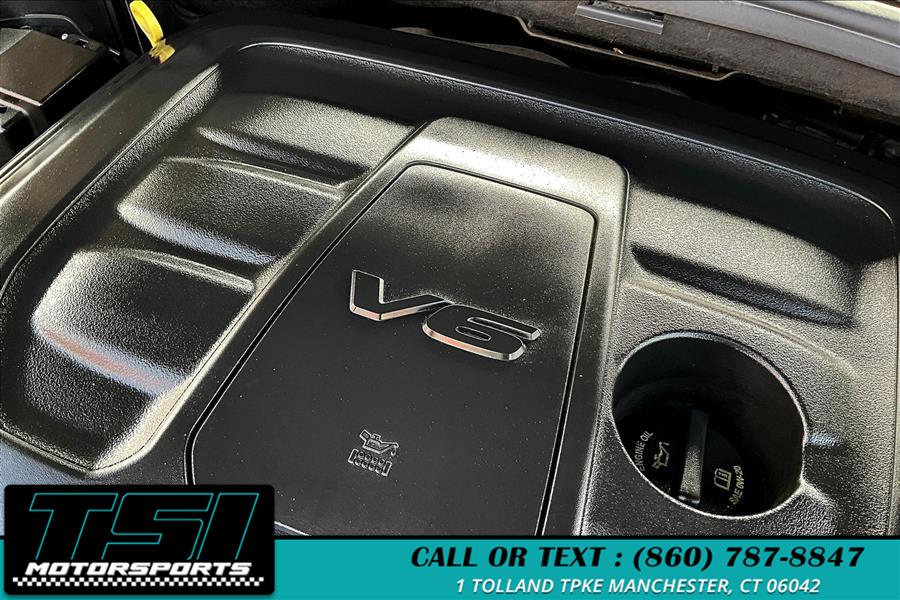 2019 Jeep Grand Cherokee Limited 4x4, available for sale in Manchester, Connecticut | TSI Motorsports. Manchester, Connecticut 2019 Jeep Grand Cherokee Limited 4x4, available for sale in Manchester, Connecticut | TSI Motorsports. Manchester, Connecticut