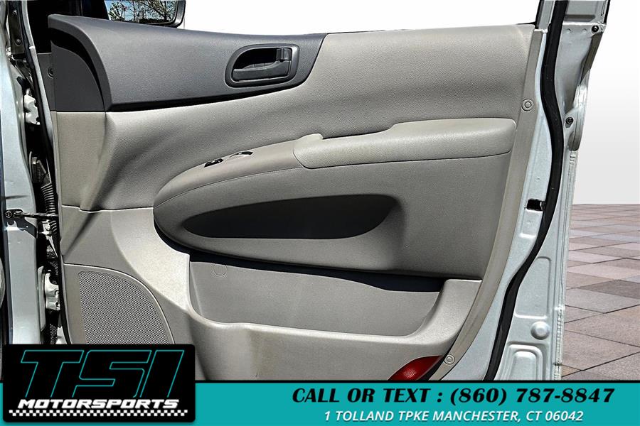2014 Kia Sedona 4dr Wgn LX, available for sale in Manchester, Connecticut | TSI Motorsports. Manchester, Connecticut 2014 Kia Sedona 4dr Wgn LX, available for sale in Manchester, Connecticut | TSI Motorsports. Manchester, Connecticut