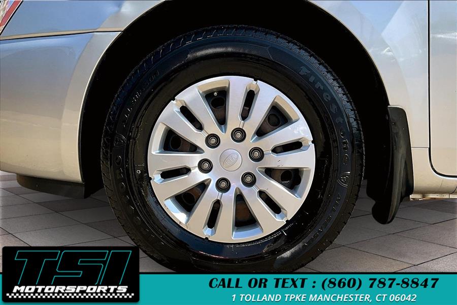 2014 Kia Sedona 4dr Wgn LX, available for sale in Manchester, Connecticut | TSI Motorsports. Manchester, Connecticut 2014 Kia Sedona 4dr Wgn LX, available for sale in Manchester, Connecticut | TSI Motorsports. Manchester, Connecticut