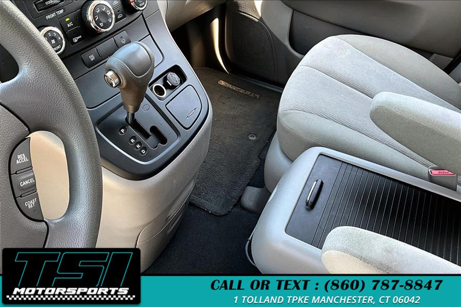 2014 Kia Sedona 4dr Wgn LX, available for sale in Manchester, Connecticut | TSI Motorsports. Manchester, Connecticut 2014 Kia Sedona 4dr Wgn LX, available for sale in Manchester, Connecticut | TSI Motorsports. Manchester, Connecticut