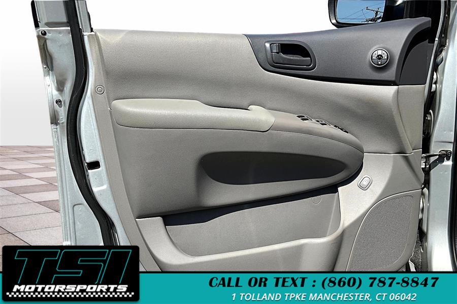 2014 Kia Sedona 4dr Wgn LX, available for sale in Manchester, Connecticut | TSI Motorsports. Manchester, Connecticut 2014 Kia Sedona 4dr Wgn LX, available for sale in Manchester, Connecticut | TSI Motorsports. Manchester, Connecticut