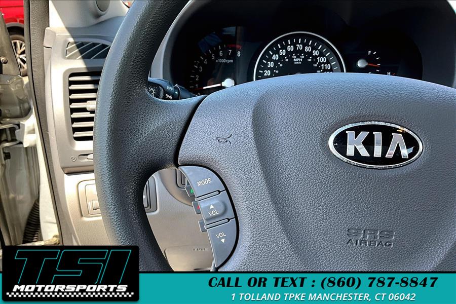 2014 Kia Sedona 4dr Wgn LX, available for sale in Manchester, Connecticut | TSI Motorsports. Manchester, Connecticut 2014 Kia Sedona 4dr Wgn LX, available for sale in Manchester, Connecticut | TSI Motorsports. Manchester, Connecticut