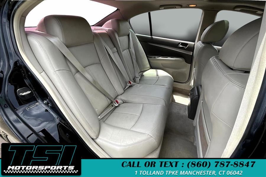 2015 Infiniti Q40 4dr Sdn AWD, available for sale in Manchester, Connecticut | TSI Motorsports. Manchester, Connecticut 2015 Infiniti Q40 4dr Sdn AWD, available for sale in Manchester, Connecticut | TSI Motorsports. Manchester, Connecticut