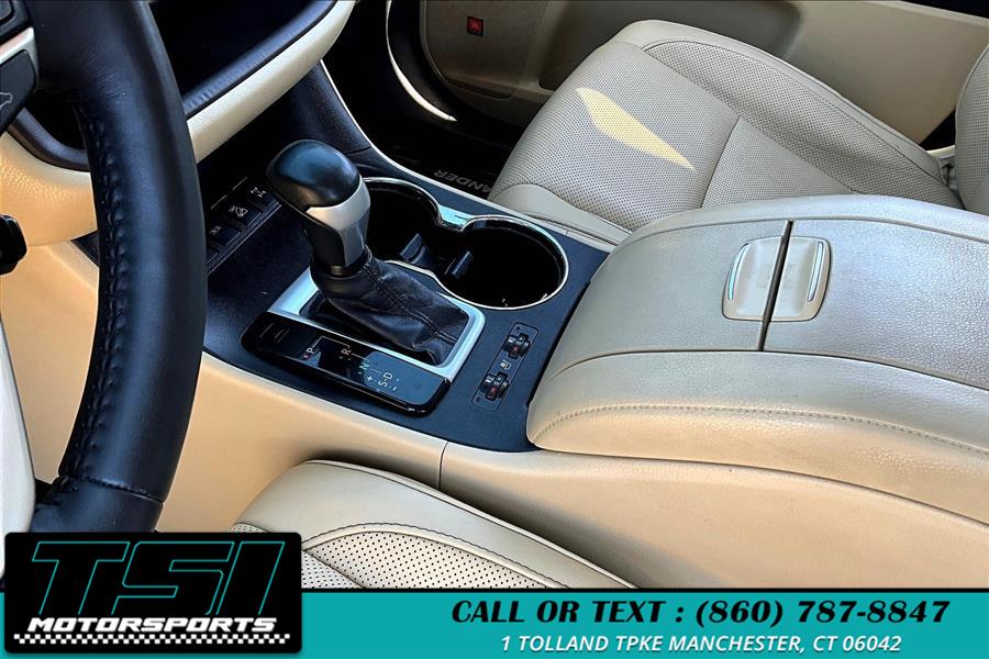 2016 Toyota Highlander AWD 4dr V6 Limited (Natl), available for sale in Manchester, Connecticut | TSI Motorsports. Manchester, Connecticut 2016 Toyota Highlander AWD 4dr V6 Limited (Natl), available for sale in Manchester, Connecticut | TSI Motorsports. Manchester, Connecticut