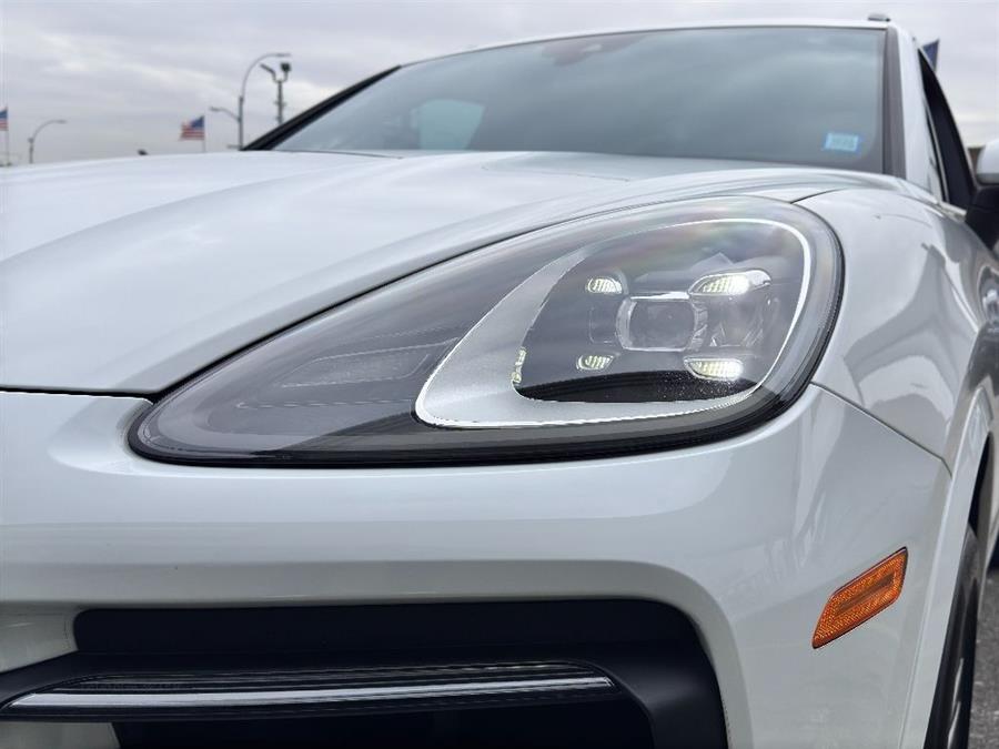 2022 Porsche Cayenne Base (Tiptronic), available for sale in Woodside, New York | Drive Central. Woodside, New York 2022 Porsche Cayenne Base (Tiptronic), available for sale in Woodside, New York | Drive Central. Woodside, New York