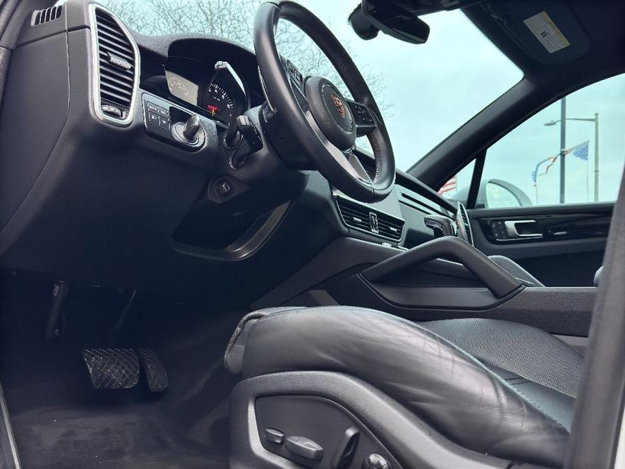 2022 Porsche Cayenne Base (Tiptronic), available for sale in Woodside, New York | Drive Central. Woodside, New York 2022 Porsche Cayenne Base (Tiptronic), available for sale in Woodside, New York | Drive Central. Woodside, New York