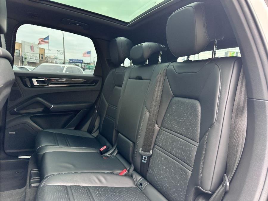 2022 Porsche Cayenne Base (Tiptronic), available for sale in Woodside, New York | Drive Central. Woodside, New York 2022 Porsche Cayenne Base (Tiptronic), available for sale in Woodside, New York | Drive Central. Woodside, New York