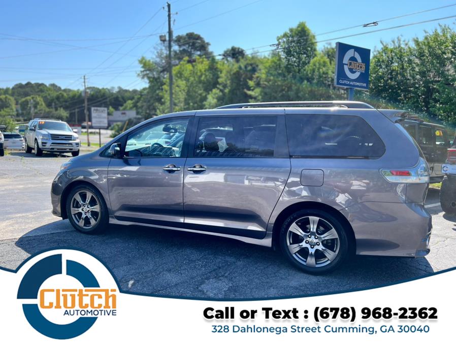 2017 Toyota Sienna SE Premium FWD 8-Passenger (Natl), available for sale in Cumming, Georgia | Clutch Automotive. Cumming, Georgia 2017 Toyota Sienna SE Premium FWD 8-Passenger (Natl), available for sale in Cumming, Georgia | Clutch Automotive. Cumming, Georgia