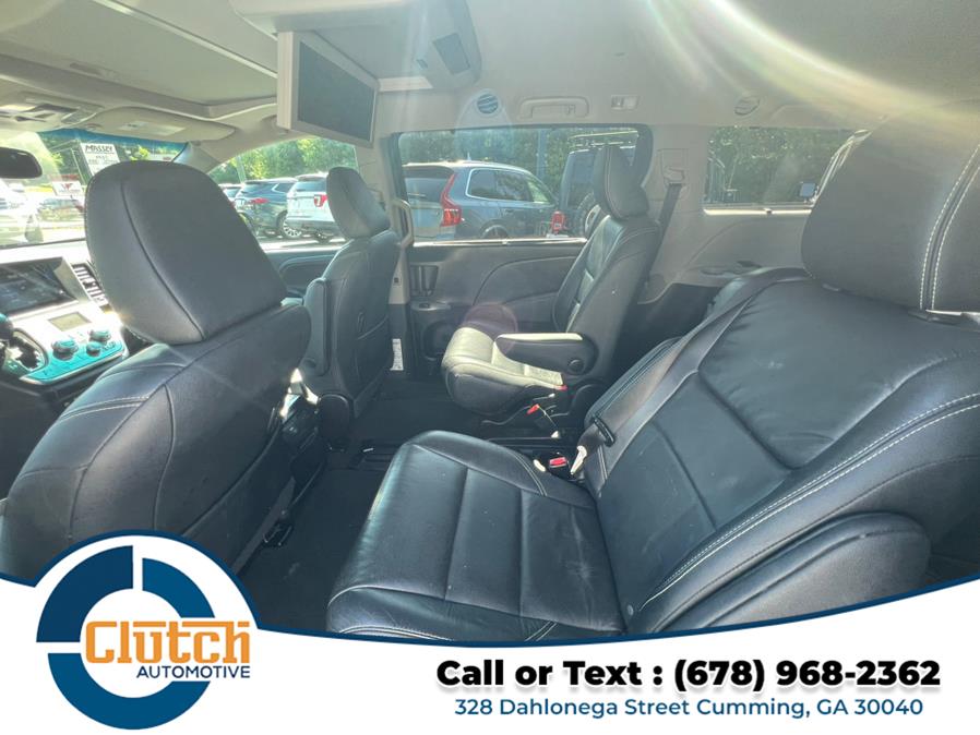 2017 Toyota Sienna SE Premium FWD 8-Passenger (Natl), available for sale in Cumming, Georgia | Clutch Automotive. Cumming, Georgia 2017 Toyota Sienna SE Premium FWD 8-Passenger (Natl), available for sale in Cumming, Georgia | Clutch Automotive. Cumming, Georgia