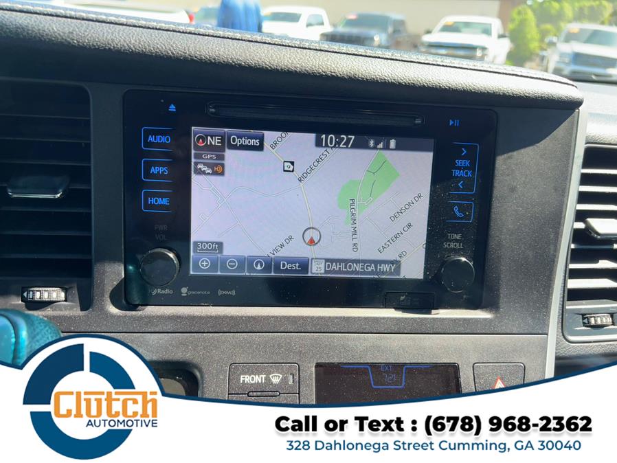 2017 Toyota Sienna SE Premium FWD 8-Passenger (Natl), available for sale in Cumming, Georgia | Clutch Automotive. Cumming, Georgia 2017 Toyota Sienna SE Premium FWD 8-Passenger (Natl), available for sale in Cumming, Georgia | Clutch Automotive. Cumming, Georgia