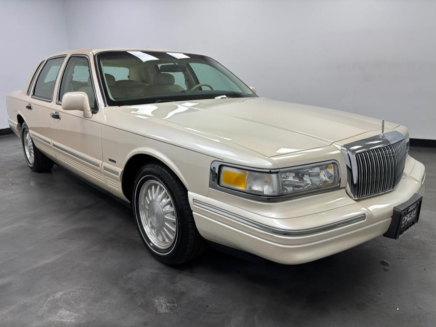 1995 Lincoln Town Car 4dr Sedan Cartier, available for sale in Elizabeth, New Jersey | Dream Auto Group. Elizabeth, New Jersey 1995 Lincoln Town Car 4dr Sedan Cartier, available for sale in Elizabeth, New Jersey | Dream Auto Group. Elizabeth, New Jersey