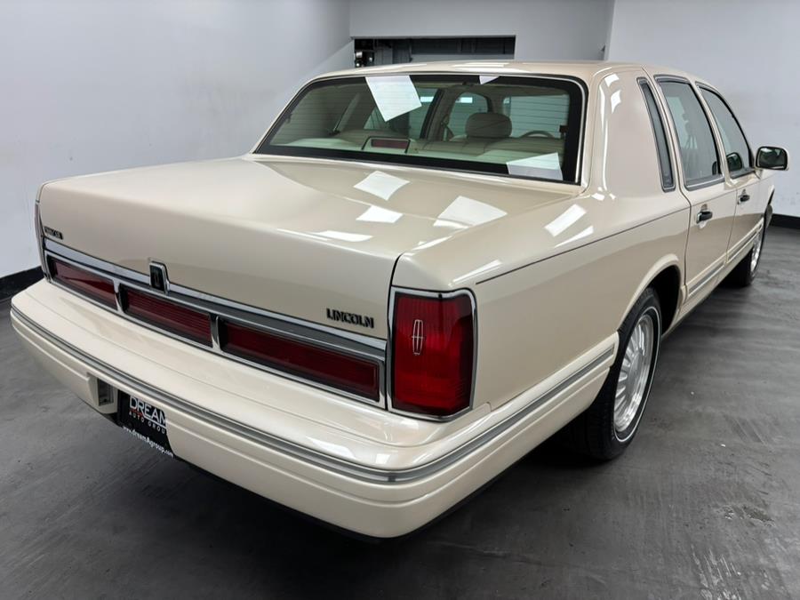 1995 Lincoln Town Car 4dr Sedan Cartier, available for sale in Elizabeth, New Jersey | Dream Auto Group. Elizabeth, New Jersey 1995 Lincoln Town Car 4dr Sedan Cartier, available for sale in Elizabeth, New Jersey | Dream Auto Group. Elizabeth, New Jersey