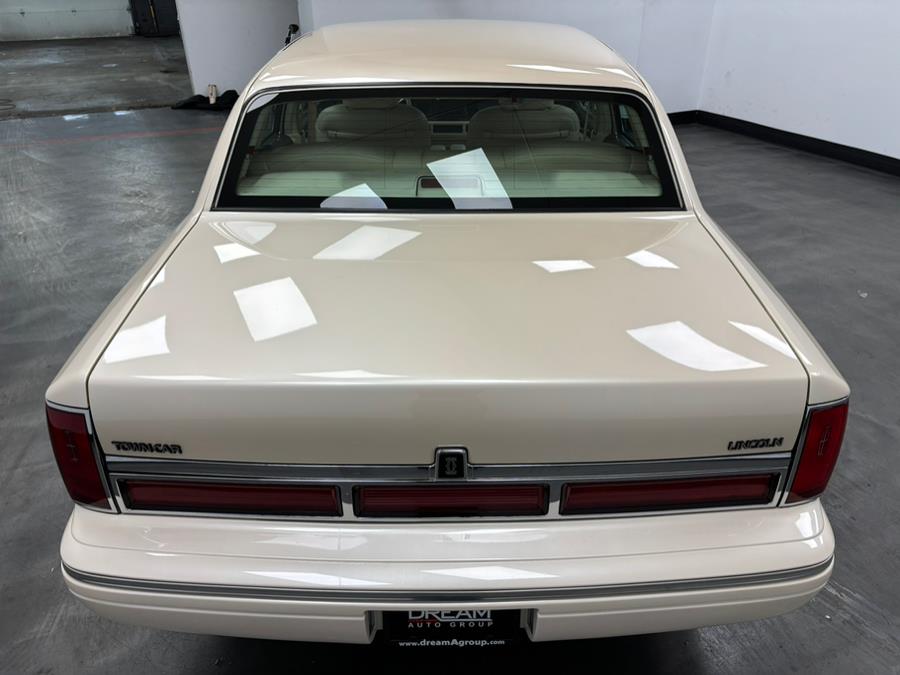 1995 Lincoln Town Car 4dr Sedan Cartier, available for sale in Elizabeth, New Jersey | Dream Auto Group. Elizabeth, New Jersey 1995 Lincoln Town Car 4dr Sedan Cartier, available for sale in Elizabeth, New Jersey | Dream Auto Group. Elizabeth, New Jersey
