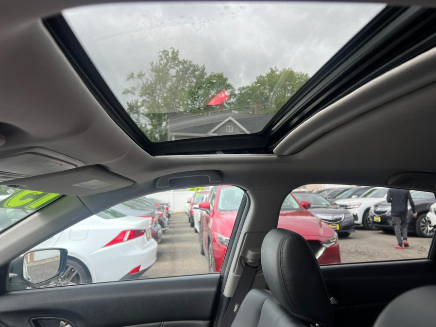 2015 Honda Crosstour 4WD V6 5dr EX-L w/Navi, available for sale in Hartford, Connecticut | VEB Auto Sales. Hartford, Connecticut 2015 Honda Crosstour 4WD V6 5dr EX-L w/Navi, available for sale in Hartford, Connecticut | VEB Auto Sales. Hartford, Connecticut