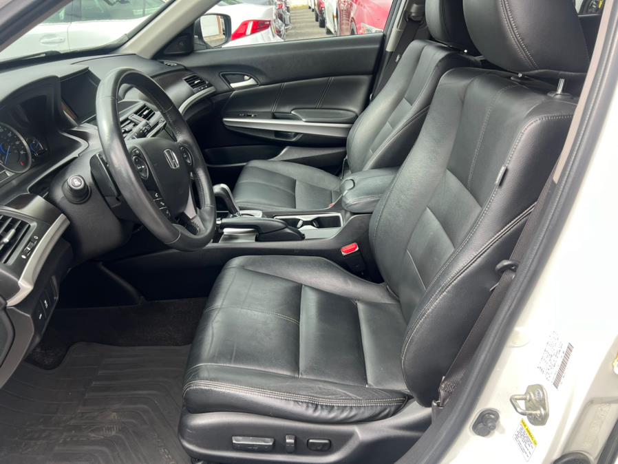 2015 Honda Crosstour 4WD V6 5dr EX-L w/Navi, available for sale in Hartford, Connecticut | VEB Auto Sales. Hartford, Connecticut 2015 Honda Crosstour 4WD V6 5dr EX-L w/Navi, available for sale in Hartford, Connecticut | VEB Auto Sales. Hartford, Connecticut