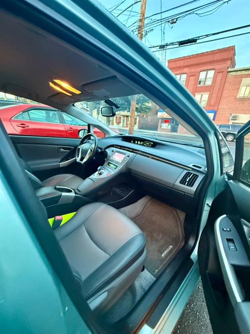 2013 Toyota Prius 5dr HB Four (Natl), available for sale in Shelton, Connecticut | Center Motorsports LLC. Shelton, Connecticut 2013 Toyota Prius 5dr HB Four (Natl), available for sale in Shelton, Connecticut | Center Motorsports LLC. Shelton, Connecticut