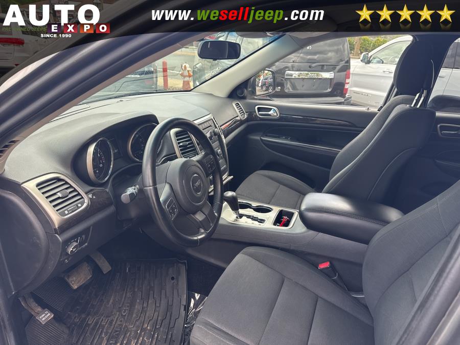 2012 Jeep Grand Cherokee 4WD 4dr Laredo, available for sale in Huntington, New York | Auto Expo. Huntington, New York 2012 Jeep Grand Cherokee 4WD 4dr Laredo, available for sale in Huntington, New York | Auto Expo. Huntington, New York