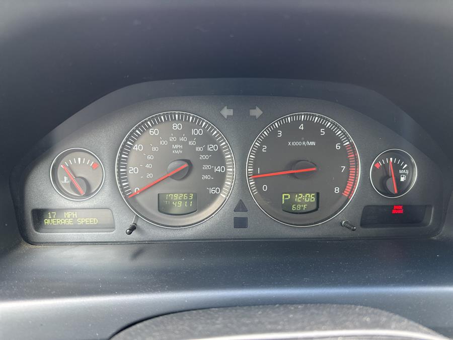 2004 Volvo V70 XC70 2.5L Turbo AWD w/Sunroof, available for sale in Milford, Connecticut | Dealertown Auto Wholesalers. Milford, Connecticut 2004 Volvo V70 XC70 2.5L Turbo AWD w/Sunroof, available for sale in Milford, Connecticut | Dealertown Auto Wholesalers. Milford, Connecticut