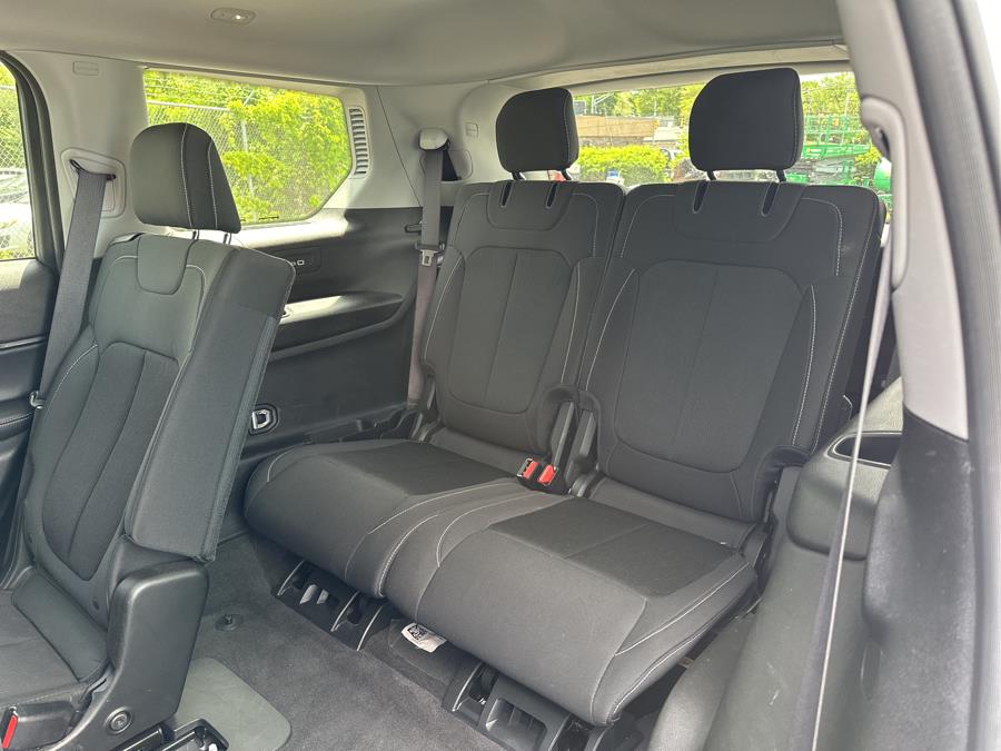 2022 Jeep Grand Cherokee L Altitude 4x4, available for sale in Milford, Connecticut | Dealertown Auto Wholesalers. Milford, Connecticut 2022 Jeep Grand Cherokee L Altitude 4x4, available for sale in Milford, Connecticut | Dealertown Auto Wholesalers. Milford, Connecticut