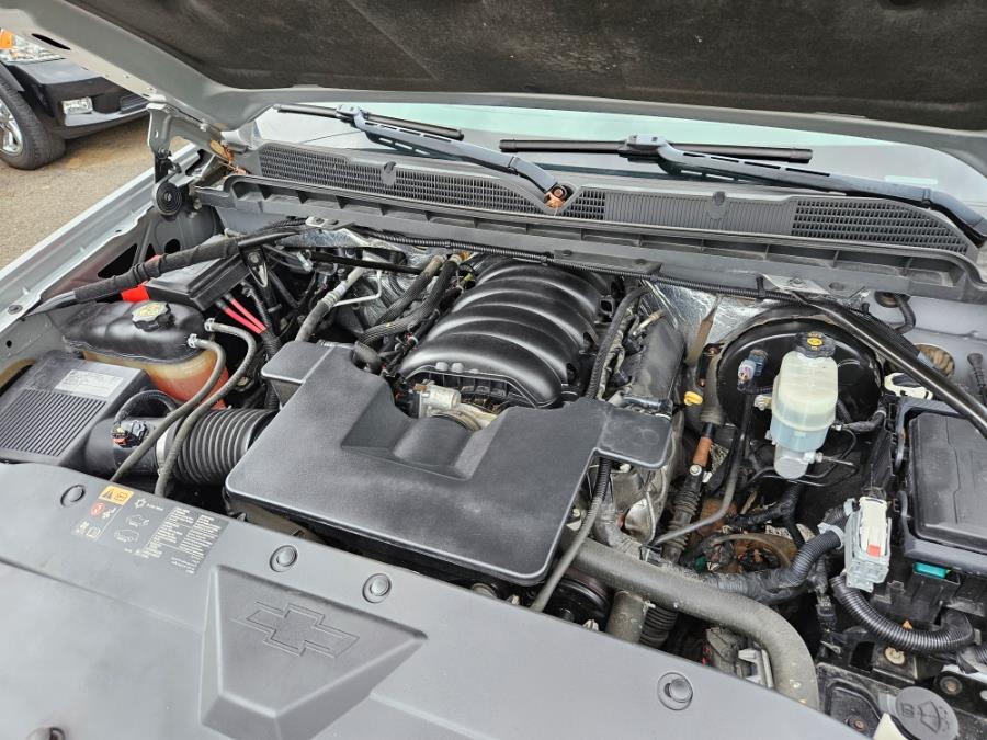 2016 Chevrolet Silverado 1500 4WD Double Cab 143.5" Custom 5.3V8, available for sale in East Windsor, Connecticut | Toro Auto. East Windsor, Connecticut 2016 Chevrolet Silverado 1500 4WD Double Cab 143.5" Custom 5.3V8, available for sale in East Windsor, Connecticut | Toro Auto. East Windsor, Connecticut