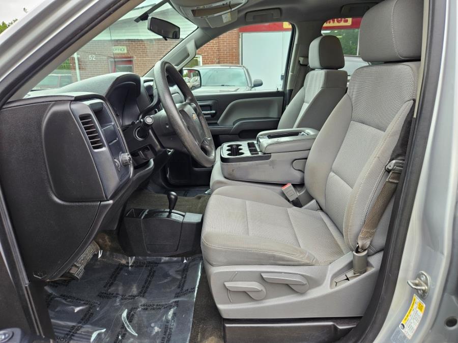 2016 Chevrolet Silverado 1500 4WD Double Cab 143.5" Custom 5.3V8, available for sale in East Windsor, Connecticut | Toro Auto. East Windsor, Connecticut 2016 Chevrolet Silverado 1500 4WD Double Cab 143.5" Custom 5.3V8, available for sale in East Windsor, Connecticut | Toro Auto. East Windsor, Connecticut