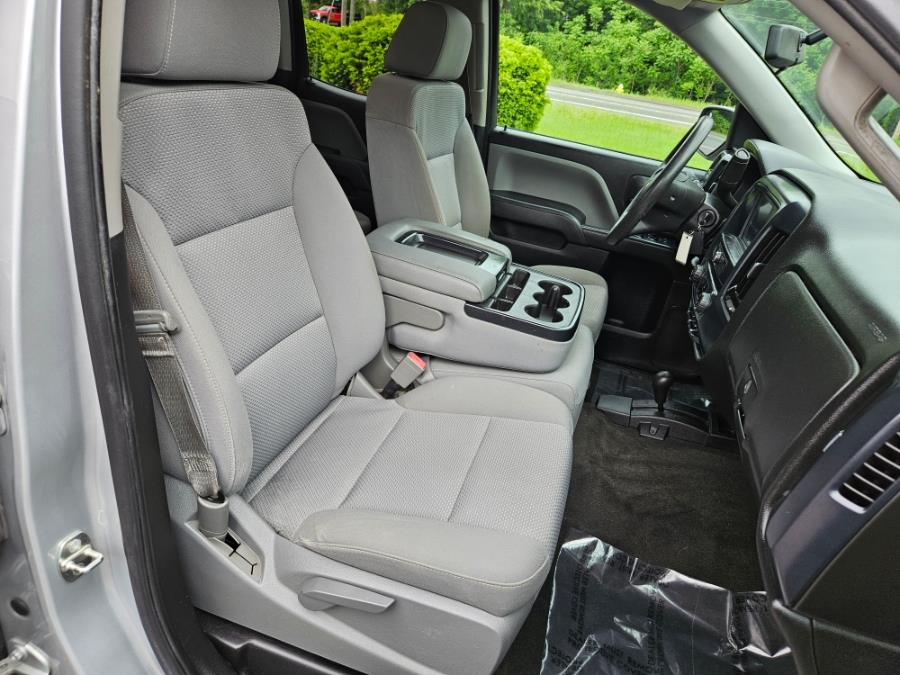 2016 Chevrolet Silverado 1500 4WD Double Cab 143.5" Custom 5.3V8, available for sale in East Windsor, Connecticut | Toro Auto. East Windsor, Connecticut 2016 Chevrolet Silverado 1500 4WD Double Cab 143.5" Custom 5.3V8, available for sale in East Windsor, Connecticut | Toro Auto. East Windsor, Connecticut