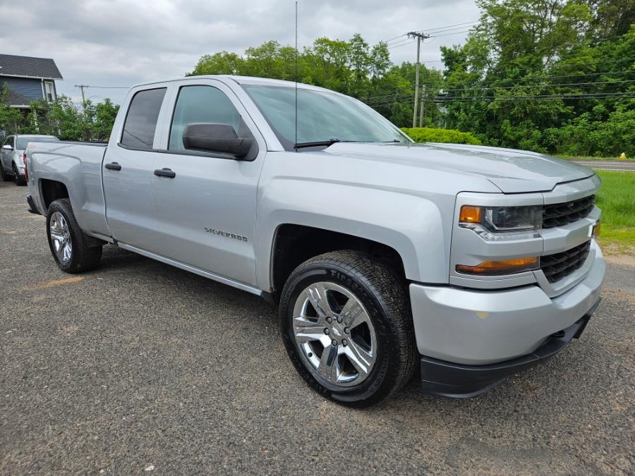 2016 Chevrolet Silverado 1500 4WD Double Cab 143.5" Custom 5.3V8, available for sale in East Windsor, Connecticut | Toro Auto. East Windsor, Connecticut 2016 Chevrolet Silverado 1500 4WD Double Cab 143.5" Custom 5.3V8, available for sale in East Windsor, Connecticut | Toro Auto. East Windsor, Connecticut