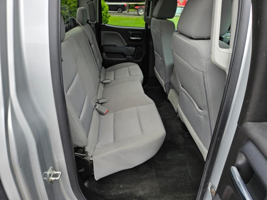 2016 Chevrolet Silverado 1500 4WD Double Cab 143.5" Custom 5.3V8, available for sale in East Windsor, Connecticut | Toro Auto. East Windsor, Connecticut 2016 Chevrolet Silverado 1500 4WD Double Cab 143.5" Custom 5.3V8, available for sale in East Windsor, Connecticut | Toro Auto. East Windsor, Connecticut
