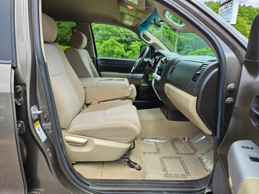 2007 Toyota Tundra 4WD Double 145.7" 5.7L V8 SR5 (Natl, available for sale in East Windsor, Connecticut | Toro Auto. East Windsor, Connecticut 2007 Toyota Tundra 4WD Double 145.7" 5.7L V8 SR5 (Natl, available for sale in East Windsor, Connecticut | Toro Auto. East Windsor, Connecticut