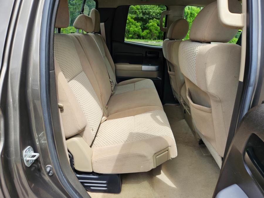 2007 Toyota Tundra 4WD Double 145.7" 5.7L V8 SR5 (Natl, available for sale in East Windsor, Connecticut | Toro Auto. East Windsor, Connecticut 2007 Toyota Tundra 4WD Double 145.7" 5.7L V8 SR5 (Natl, available for sale in East Windsor, Connecticut | Toro Auto. East Windsor, Connecticut
