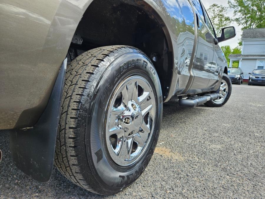 2007 Toyota Tundra 4WD Double 145.7" 5.7L V8 SR5 (Natl, available for sale in East Windsor, Connecticut | Toro Auto. East Windsor, Connecticut 2007 Toyota Tundra 4WD Double 145.7" 5.7L V8 SR5 (Natl, available for sale in East Windsor, Connecticut | Toro Auto. East Windsor, Connecticut
